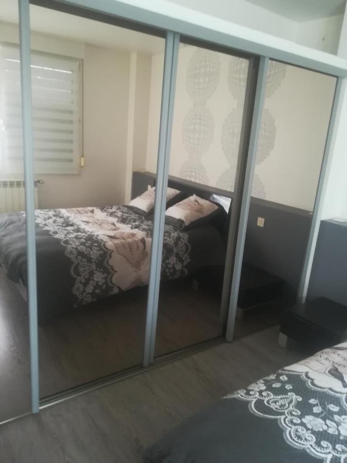 Logement De Plein Pied A Mirecourt Εξωτερικό φωτογραφία